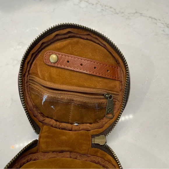 Patricia Nash Brown Leather Zippered Jewelry Case - Picture 4 of 7